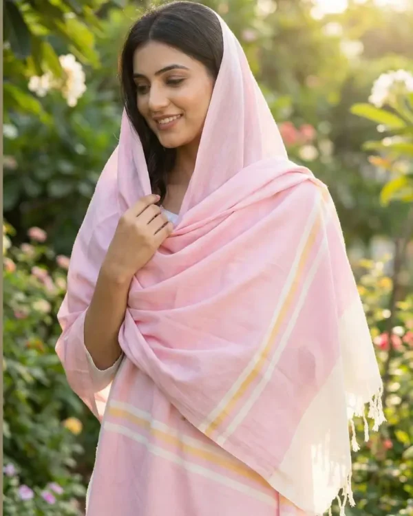 Rosy Dupatta