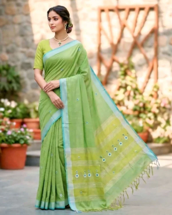 Aaranya Green Aari Saree