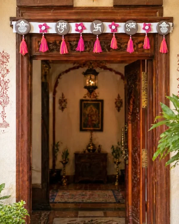 जूट बंदनवार (गुलाबी टसल)