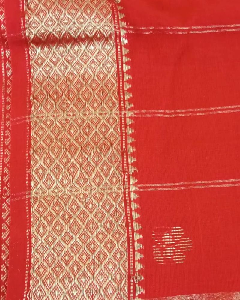 Red Zari dobby + Booti Saree - Image 3